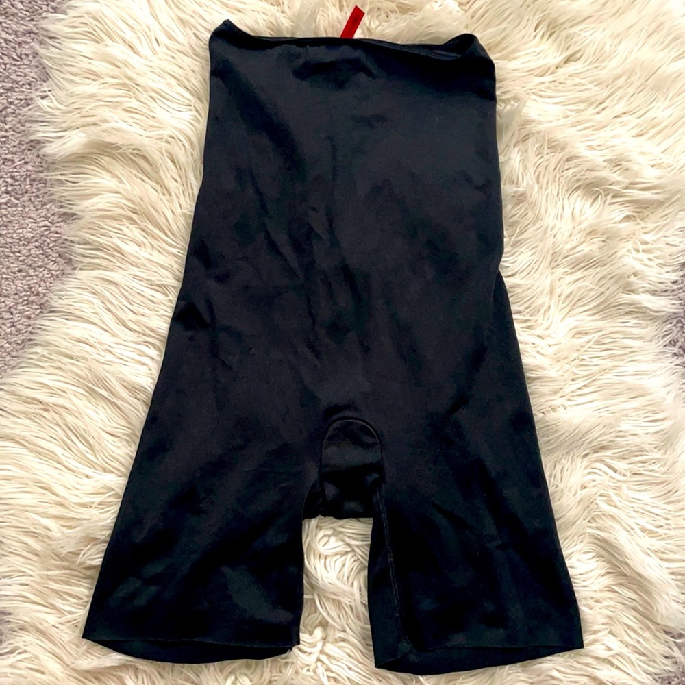 SPANX! BIKE Shorts - Black size small